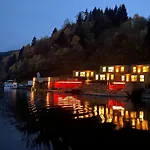 Kantor Village Am Millstaetter - Boutique-chalets Und 아파트