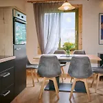 Kantor Village Am Millstaetter - Boutique-chalets Und Apartamento
