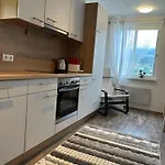 Kantor Village Am Millstaetter - Boutique-chalets Und 밀슈타