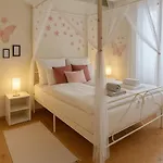 Kantor Village Am Millstaetter - Boutique-chalets Und *