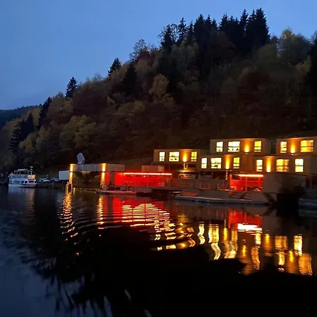 Kantor Village Am Millstaetter - Boutique-chalets Und Apartamento