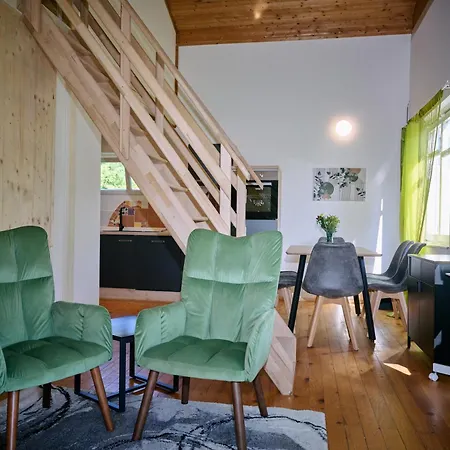 Kantor Village Am Millstaetter - Boutique-chalets Und * 밀슈타