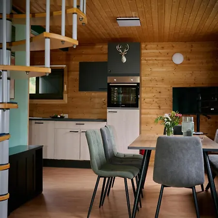 Kantor Village Am Millstaetter - Boutique-chalets Und Appartamento Millstatt