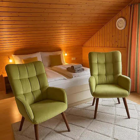 Kantor Village Am Millstaetter - Boutique-chalets Und Appartamento Millstatt